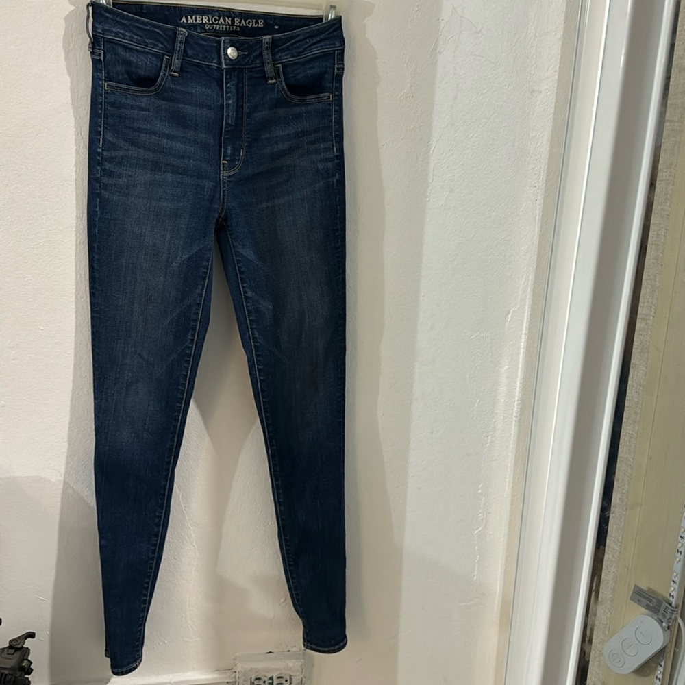 American Eagle Super High Rise Jeans